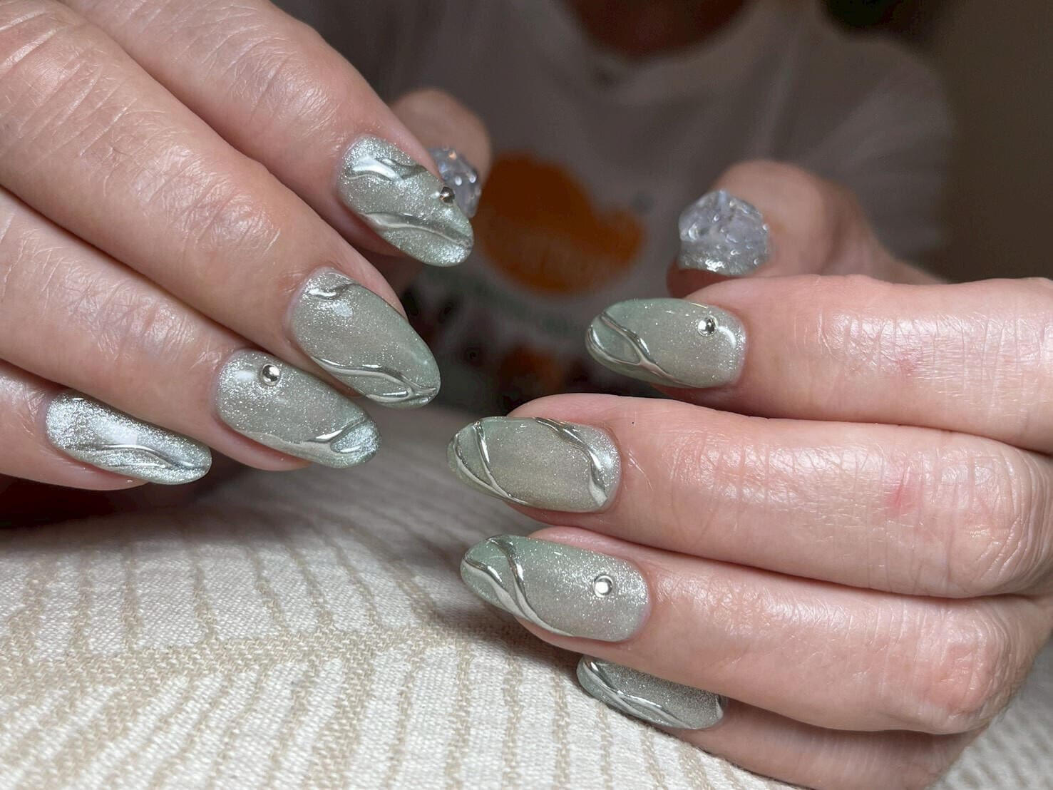 Rosemary Chrome